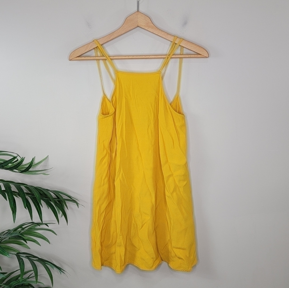 Staring at Stars Mustard Yellow Strappy Tank Top Size Small